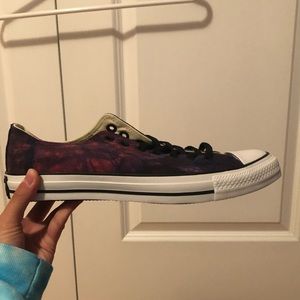 Galaxy print converse, unworn